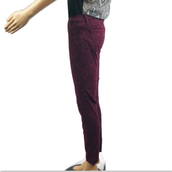 Sneak Peek Red Pattern Skinny Jeans Size 1 junior - Picture 5 of 8